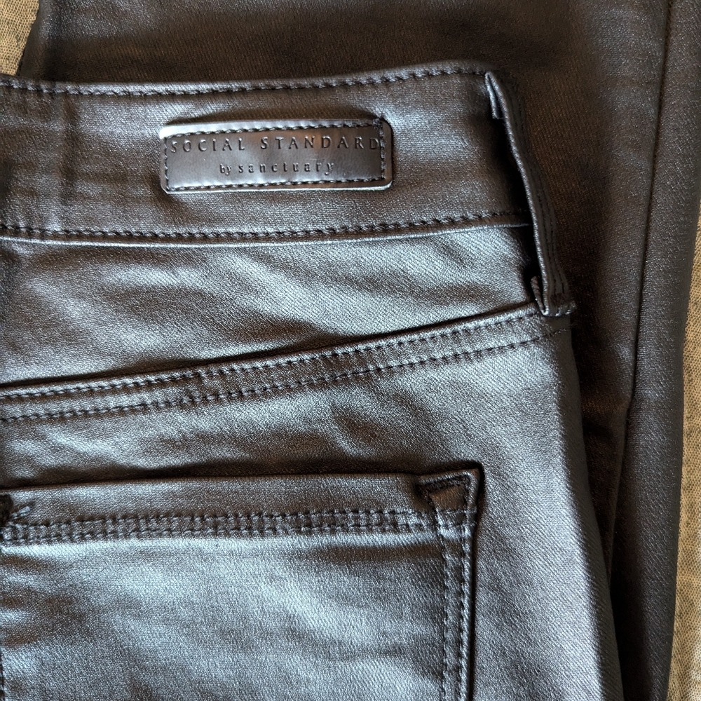 Social Standard by Sanctuary Black Pleather Faux Leath Skinny Ankle Pants Size 4 - Picture 8 of 8